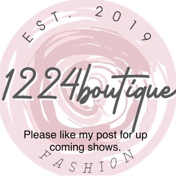 1224 boutique Tops - Like this post & get notified when I’m going live with my up coming shows.